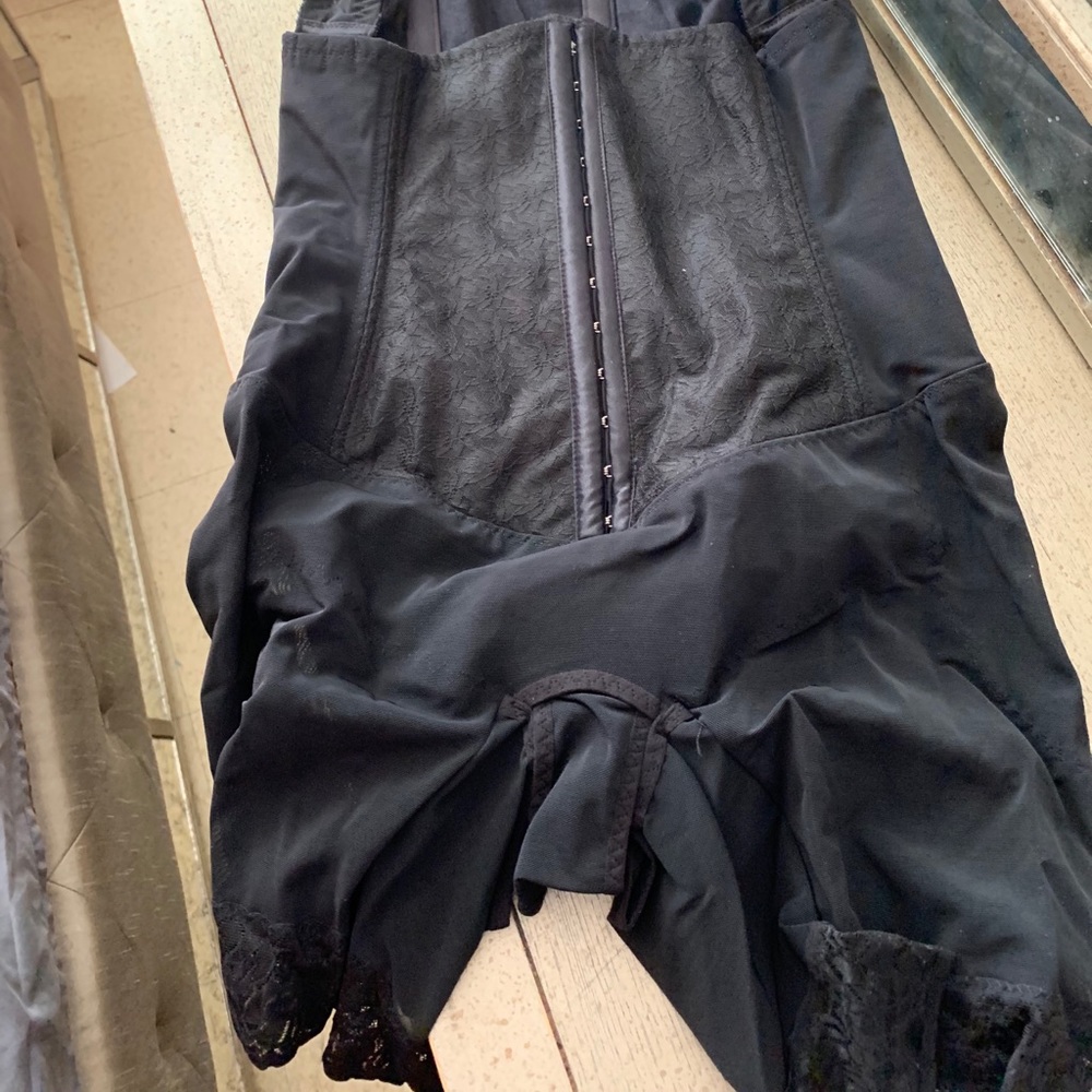 GIRDLE/Fajas - Picture 2 of 4
